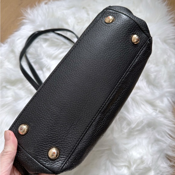 Michael Kors Pebbled Leather Gold Chain Shoulder Bag - Picture 3 of 6